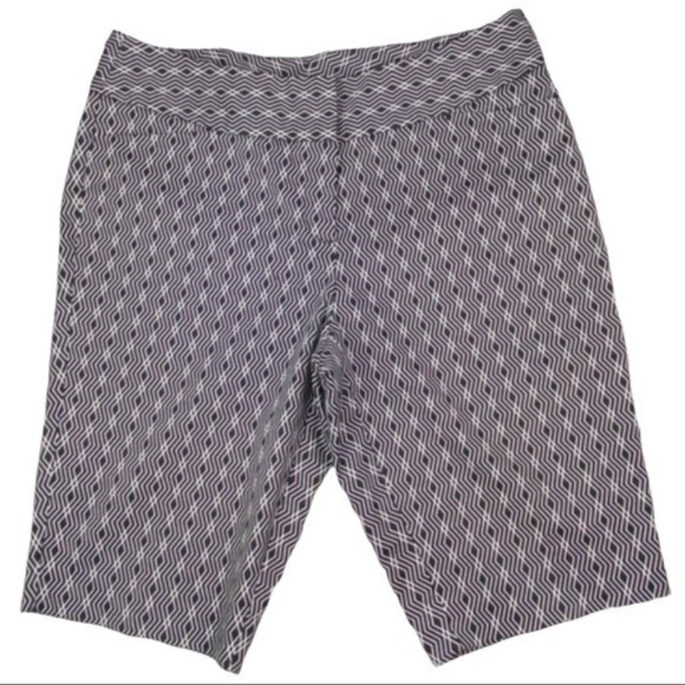 Worthington Modern Fit Bermuda Shorts Black White Geometric Print Womens Size 10